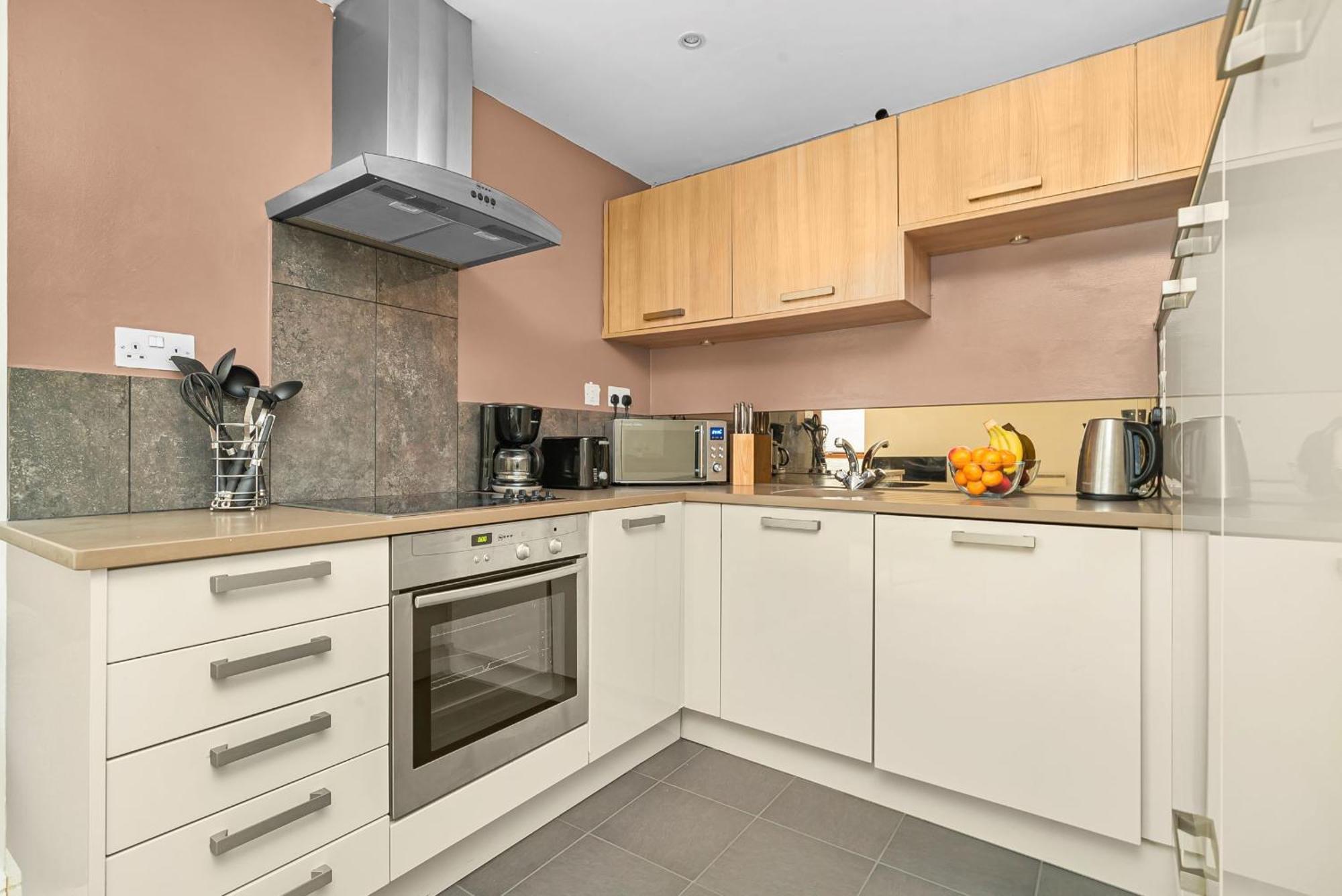 King'S Cross - 2Br With Terrace - Cityapartmentstay London Luaran gambar